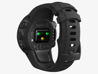 0000018557-ss050299000-suunto-5-g1-all-black-rear-perspective.png