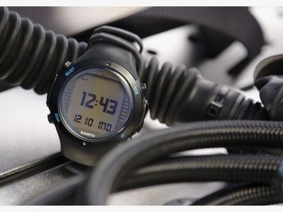 Suunto D6i NOVO BLACK wUSB V.jpg