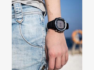 Suunto D4F BLACK IV.jpg