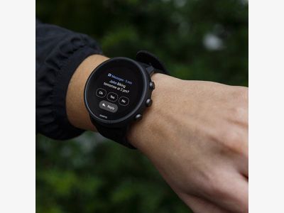 SUUNTO 7 Matte black titanium VI.jpg