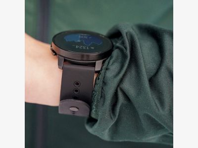 Suunto 9 Peak All Black Titan_4.jpg