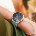 suunto-race-s-powder-grey-action-3-1280x1280px.jpg